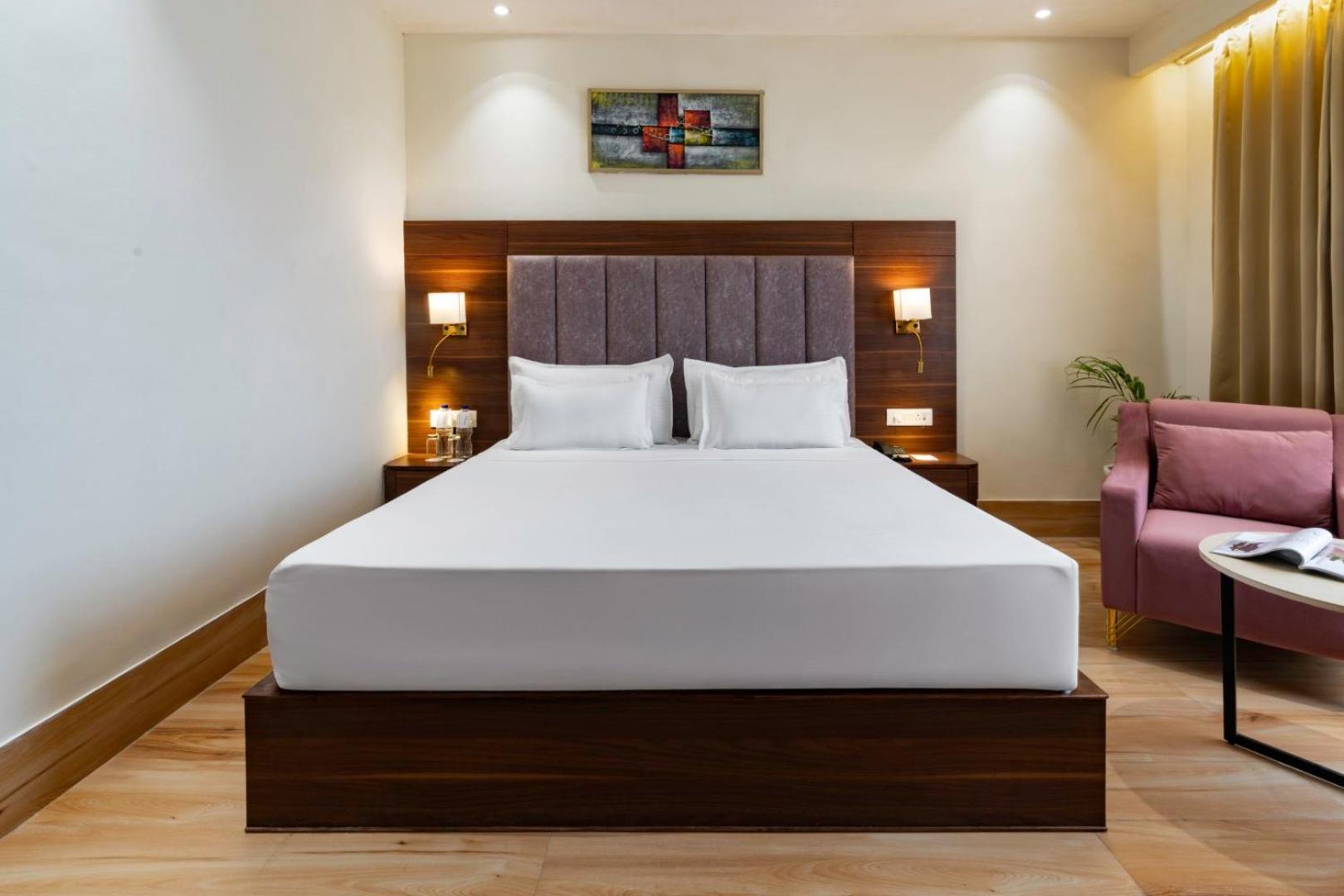 Clarks Inn Suites Agra Near Tajmahal Ngoại thất bức ảnh