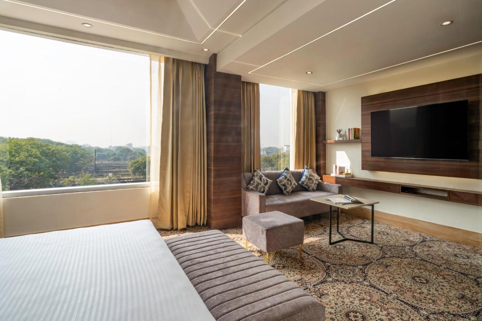 Clarks Inn Suites Agra Near Tajmahal Ngoại thất bức ảnh