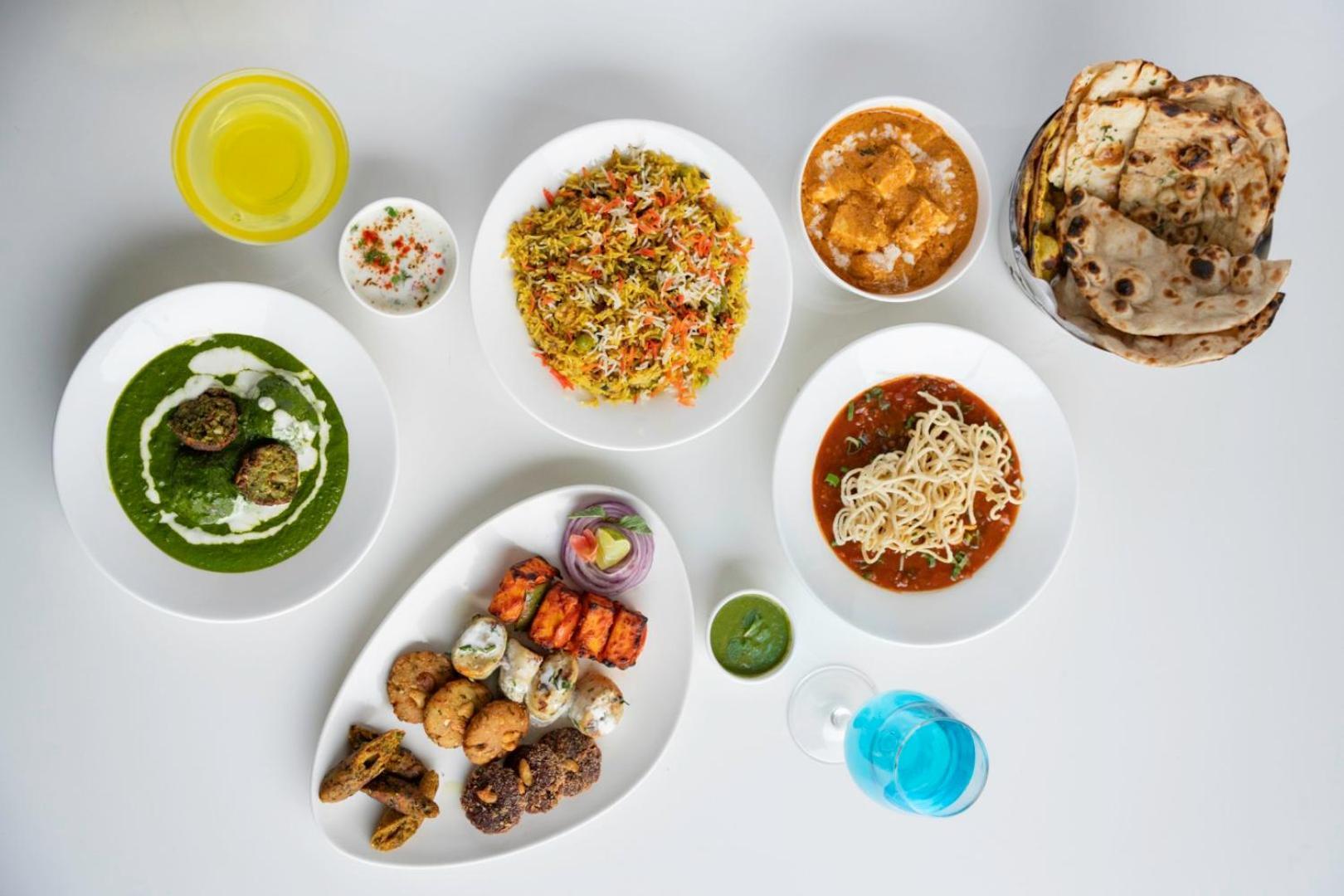 Clarks Inn Suites Agra Near Tajmahal Ngoại thất bức ảnh