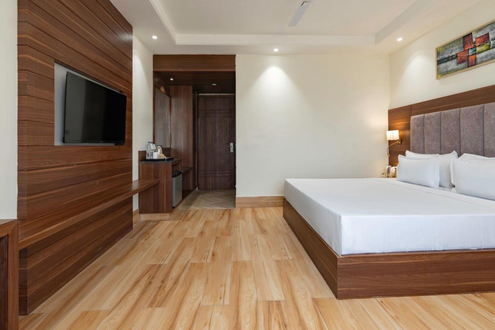 Clarks Inn Suites Agra Near Tajmahal Ngoại thất bức ảnh